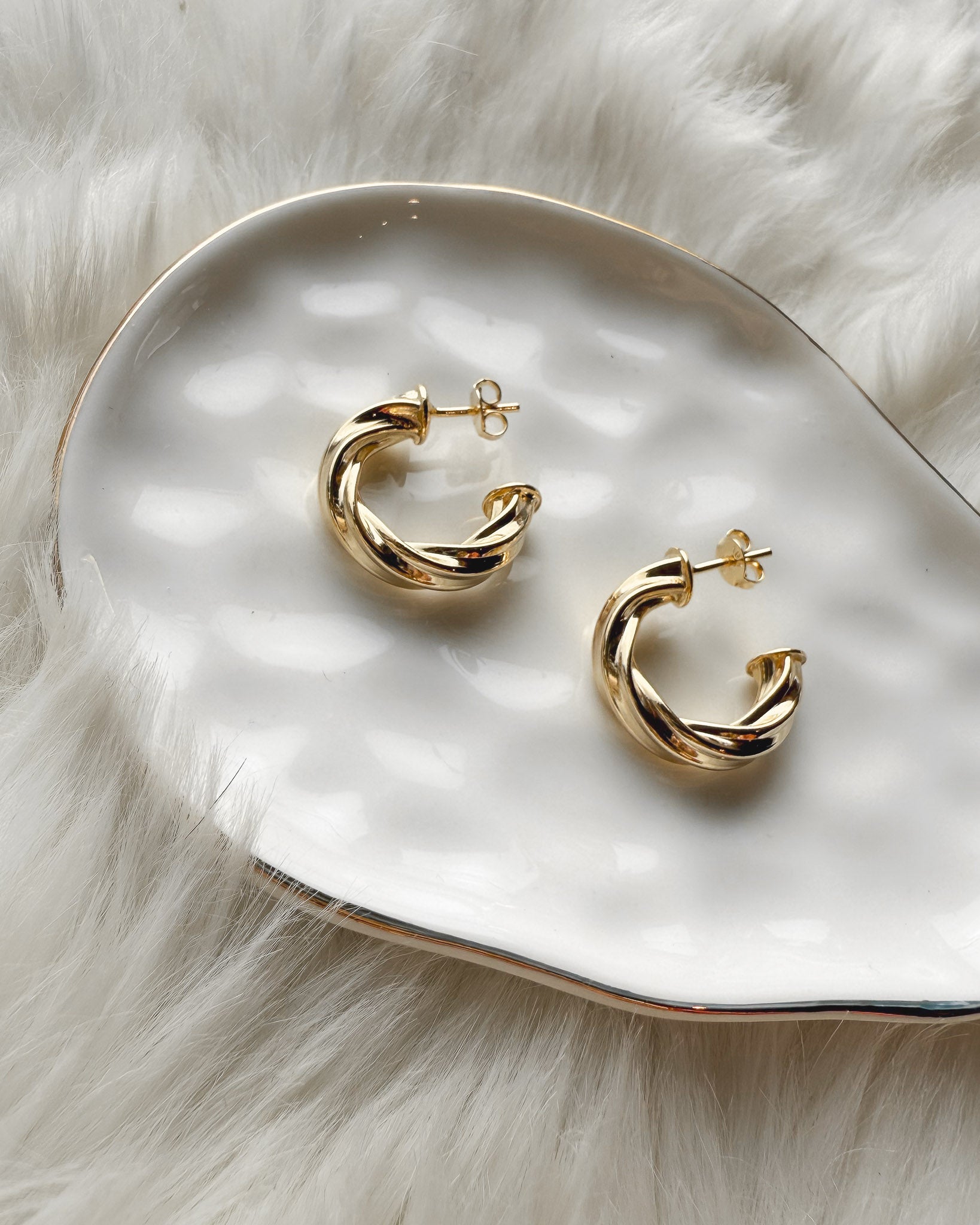 Venus Hoops