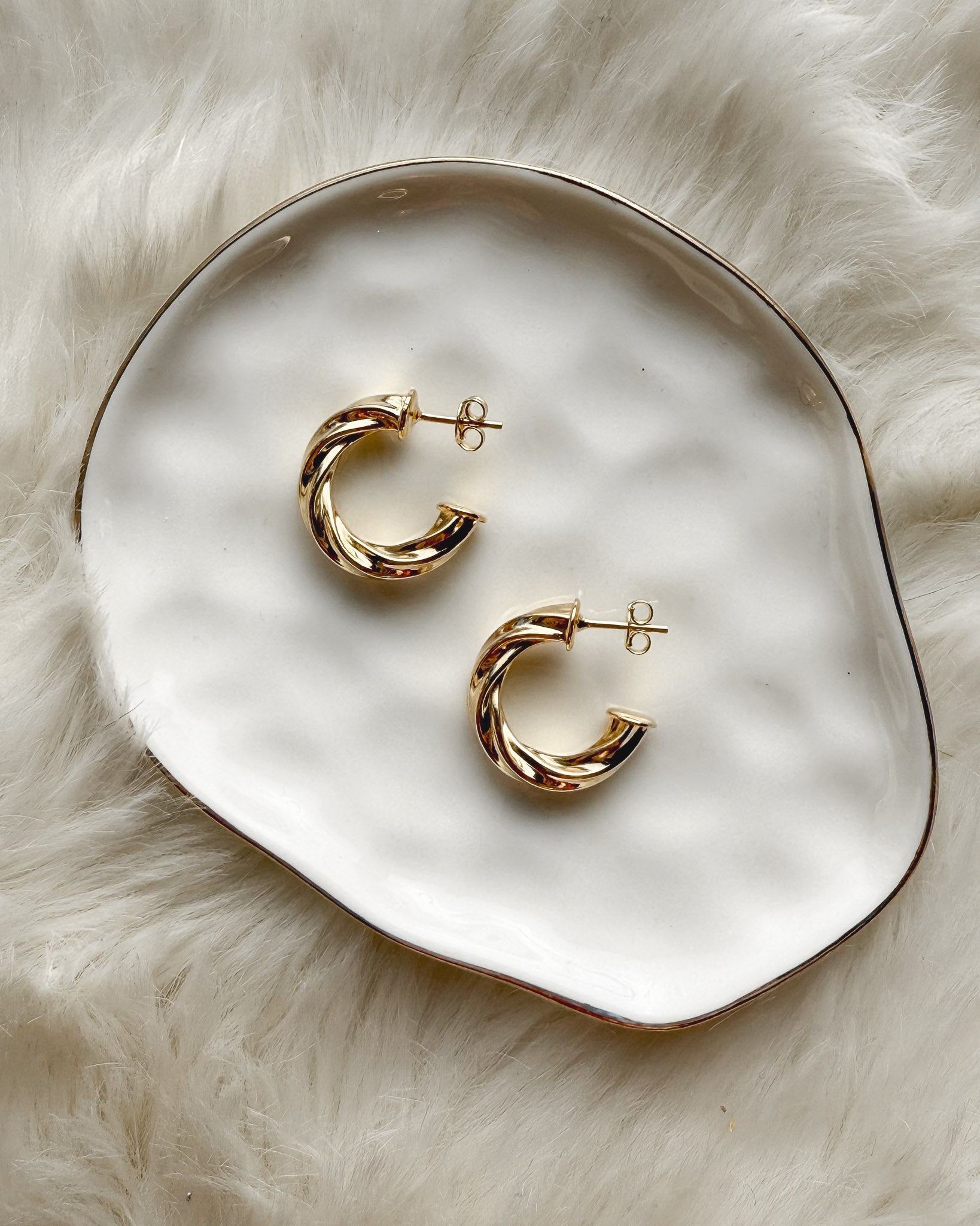 Venus Hoops