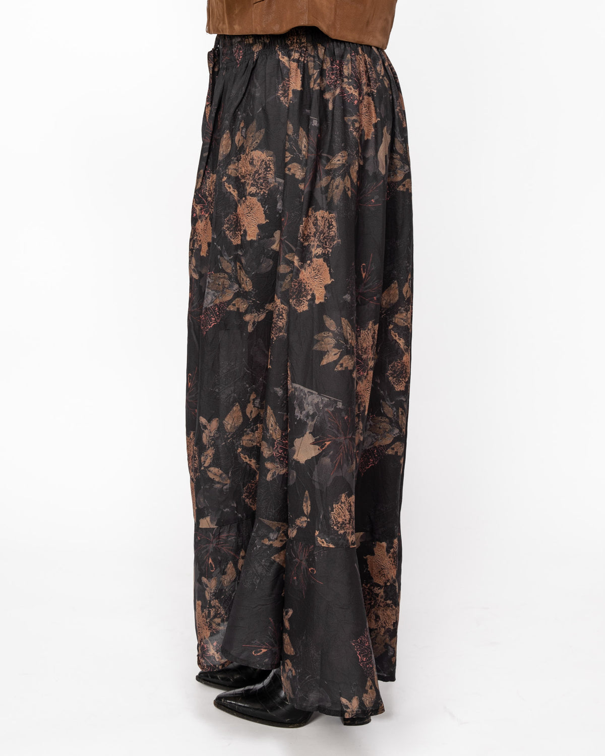 Beyond Compare Skirt