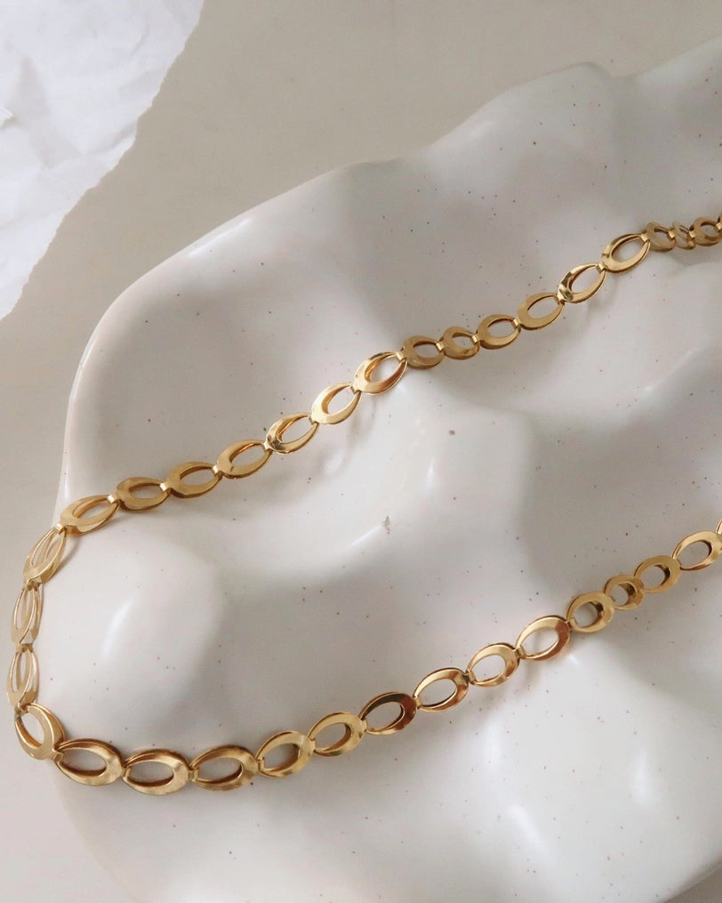 Eternal Chain Link Necklace