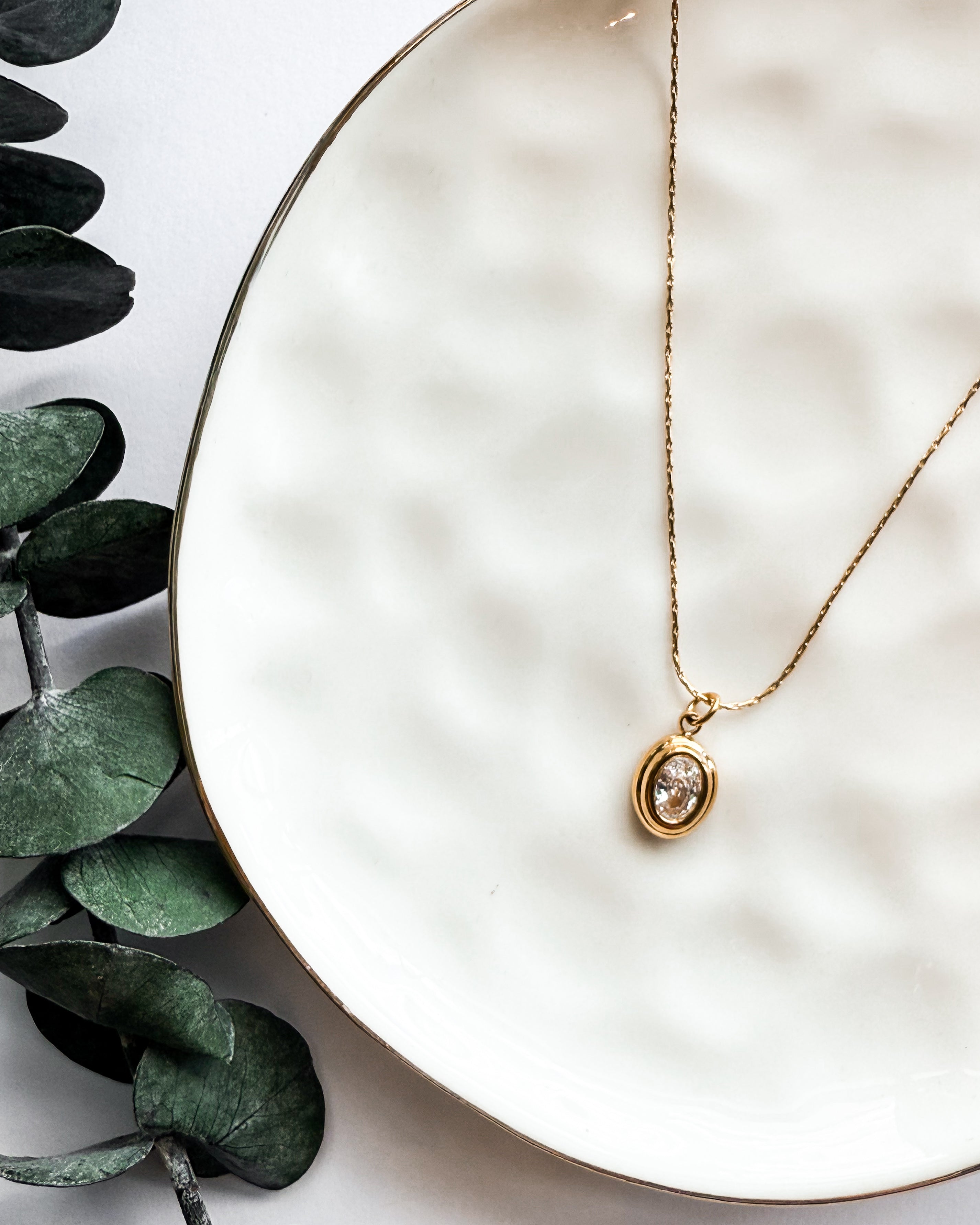 Royal Halo Necklace