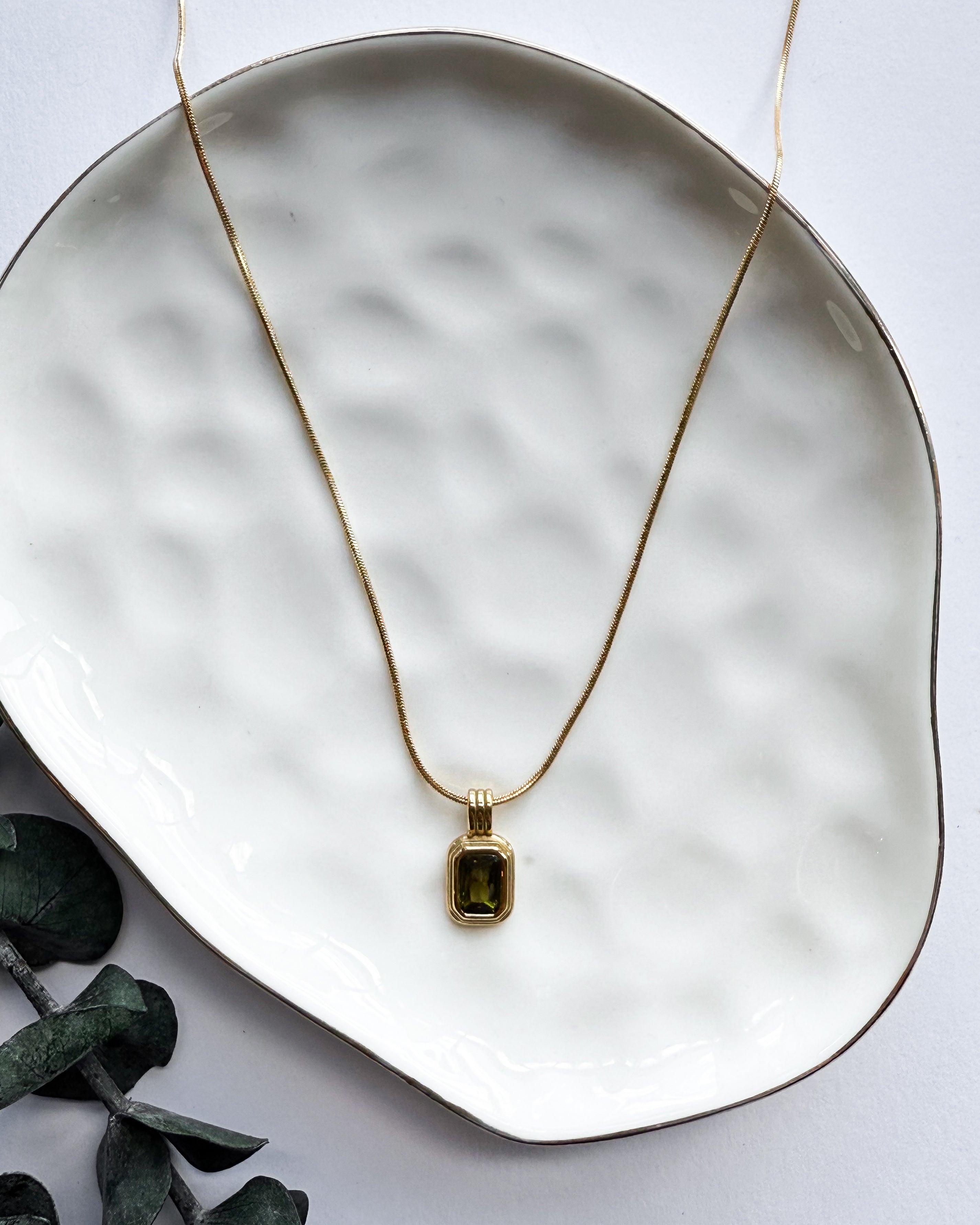 Estate Pendant Necklace